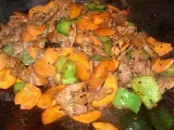 Receita Tiras de filé oriental com cenoura e pimentão na wok