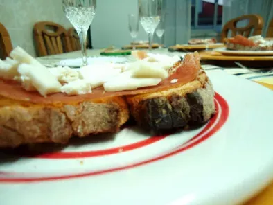 Receita Jantar italiano - bruschettas de presunto e queijo de cabra