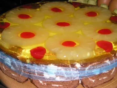 Receita Semifrio de ananás com torta de chocolate