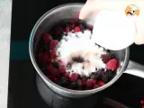 Passo 5 - Cheesecake de leite condensado (e frutas vermelhas)