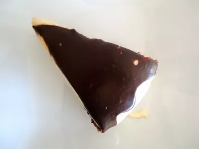 Bolo de Chocolate com Recheio de Manteiga de Amendoim - foto 2