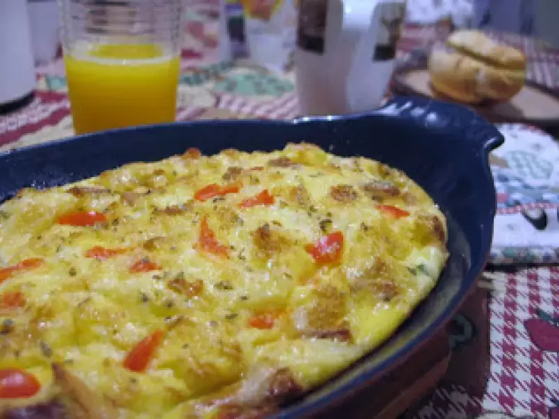 Breakfast casserole - Torta de ovos e pão - foto 2