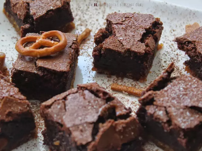 Brownies com caramelo e pretzel - foto 2