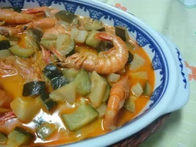 Caril de legumes com camarão