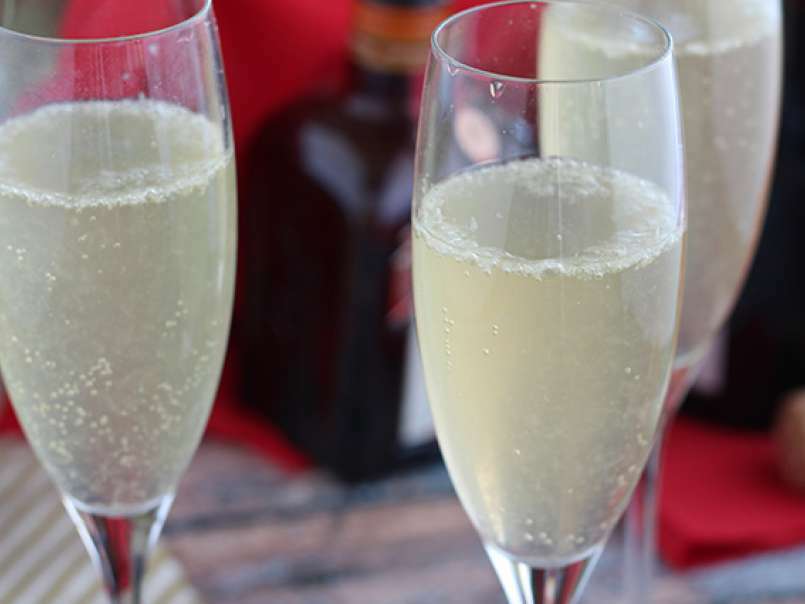 Coquetel de champanhe para festas - foto 2