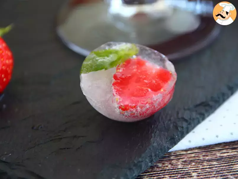Gelo com frutas vermelhas