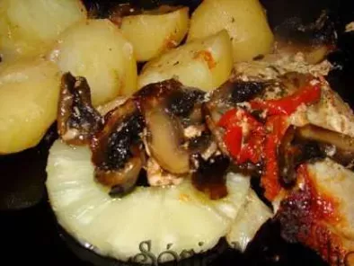 Lombo Assado no forno com Batatas, Cogumelos e Ananás - foto 2