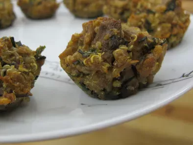 Mini-muffins de atum e quinoa
