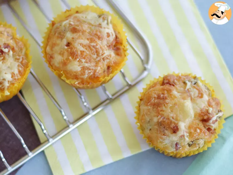 Muffins de queijo, fiambre e azeitonas - foto 2