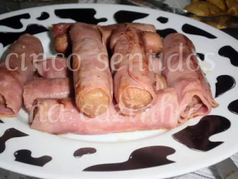 Rolinhos de salsichas com fiambre - foto 4