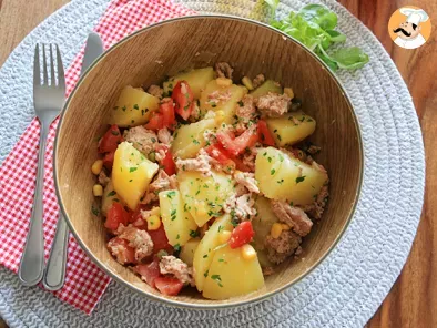 Salada de batata, atum e tomate - foto 2