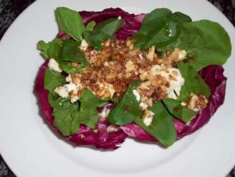 salada de radichio com gorgonzola e nozes carameladas - foto 3