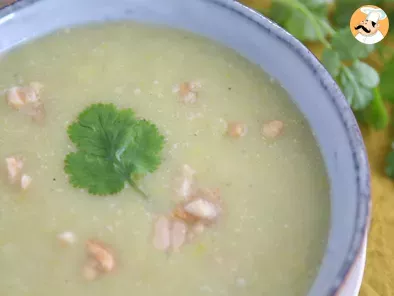 Sopa de alho poró francês, leite de coco e caril (curry) - foto 4