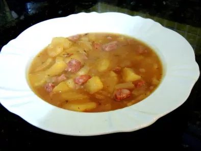 Sopa de Mandioca com Calabresa (com vídeo)