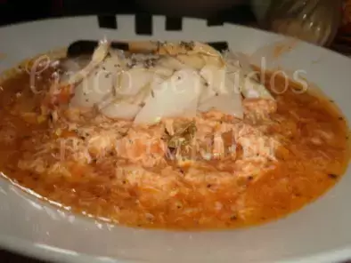 Sopa de tomate com bacalhau e farripas de ovos - foto 2