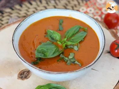 Sopa de tomate e manjericão - foto 2