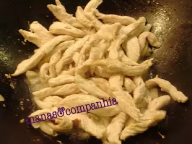 Tiras de peru com rebentos de soja e massa de arroz (isa) - foto 3