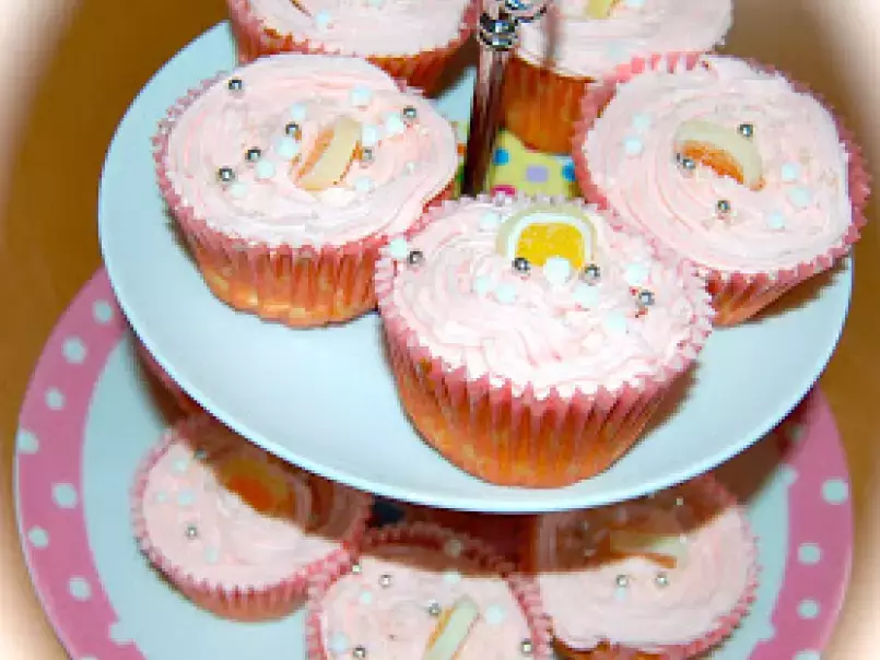 Vanilla Cupcakes / Cupcakes de Baunilha! - foto 4