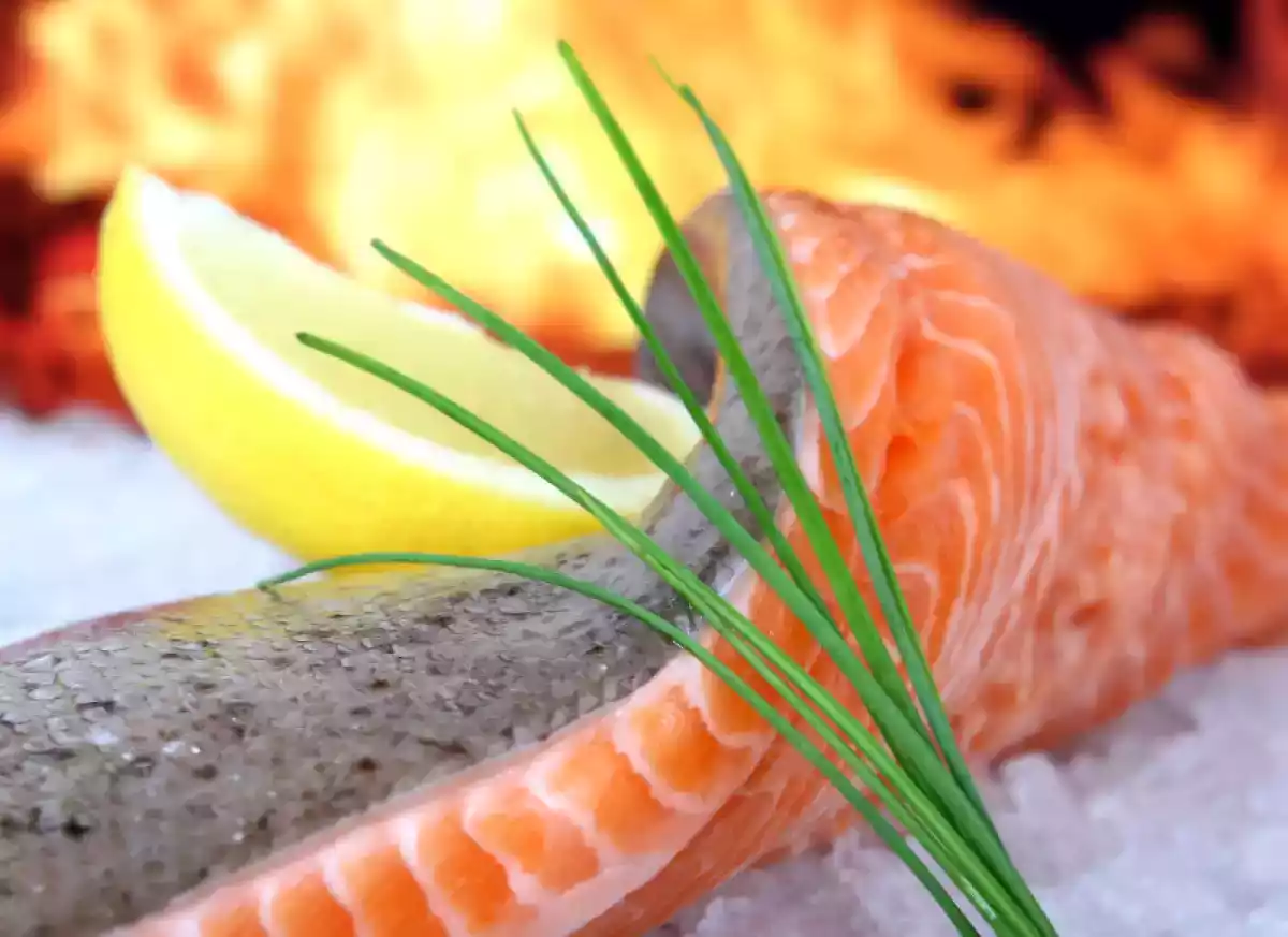 Os peixes 'gordos': salmão, cavala, arenque ou sardinha