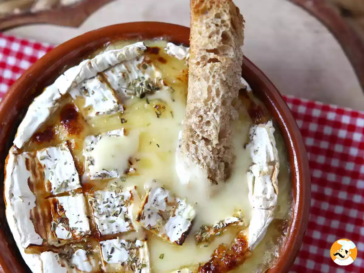 2. Queijo Camembert com mel assado na Air Fryer