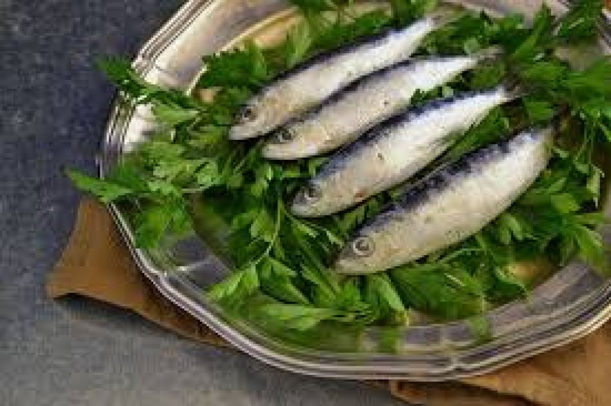 4. Ômega 3, nos peixes azuis e frutos secos