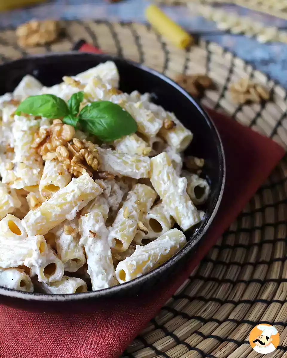 8. Tortiglioni com ricota e nozes