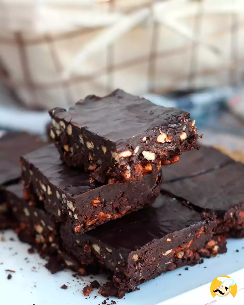2. Brawnie: o brownie cru com tâmaras