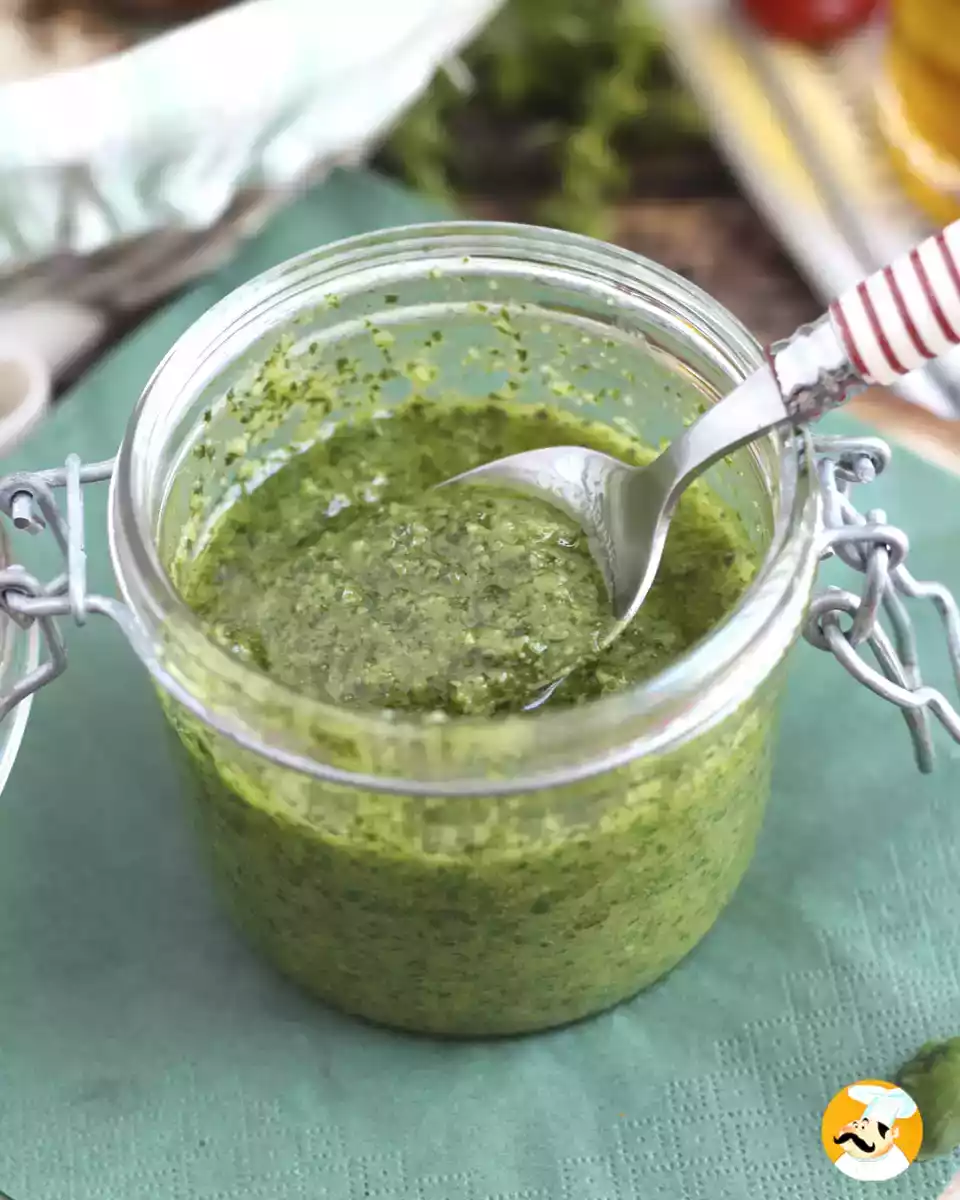 Pesto verde caseiro - pesto alla genovese