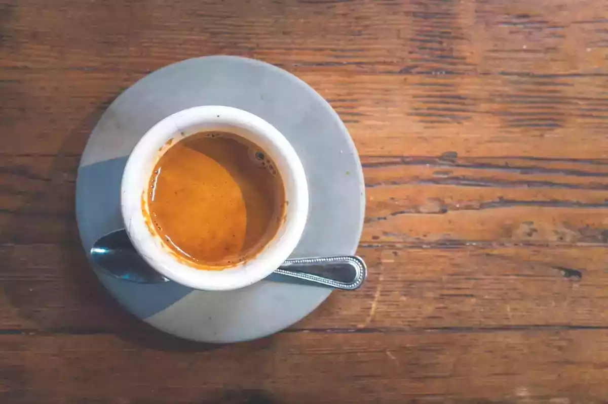 Tomar café expresso impede de dormir