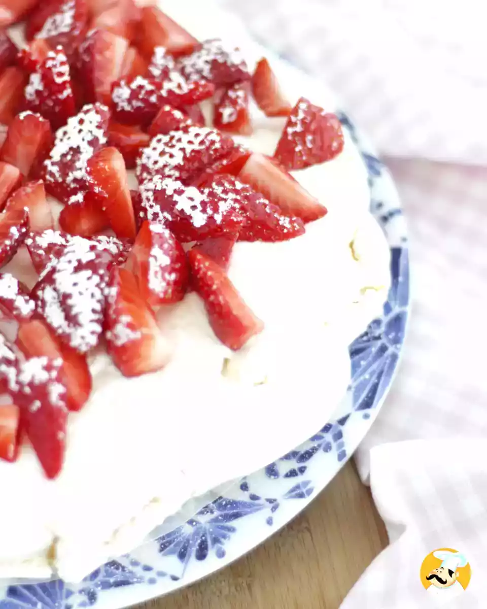 Pavlova de morango