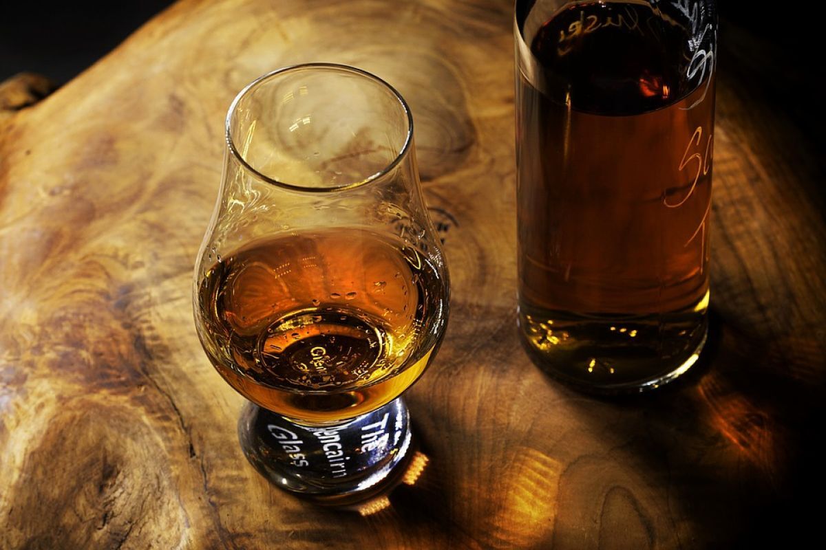 8. Bebidas alcoólicas fortes