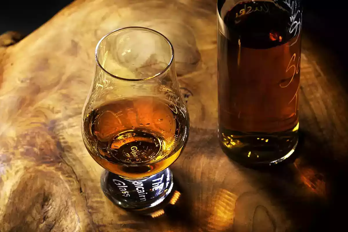 8. Bebidas alcoólicas fortes