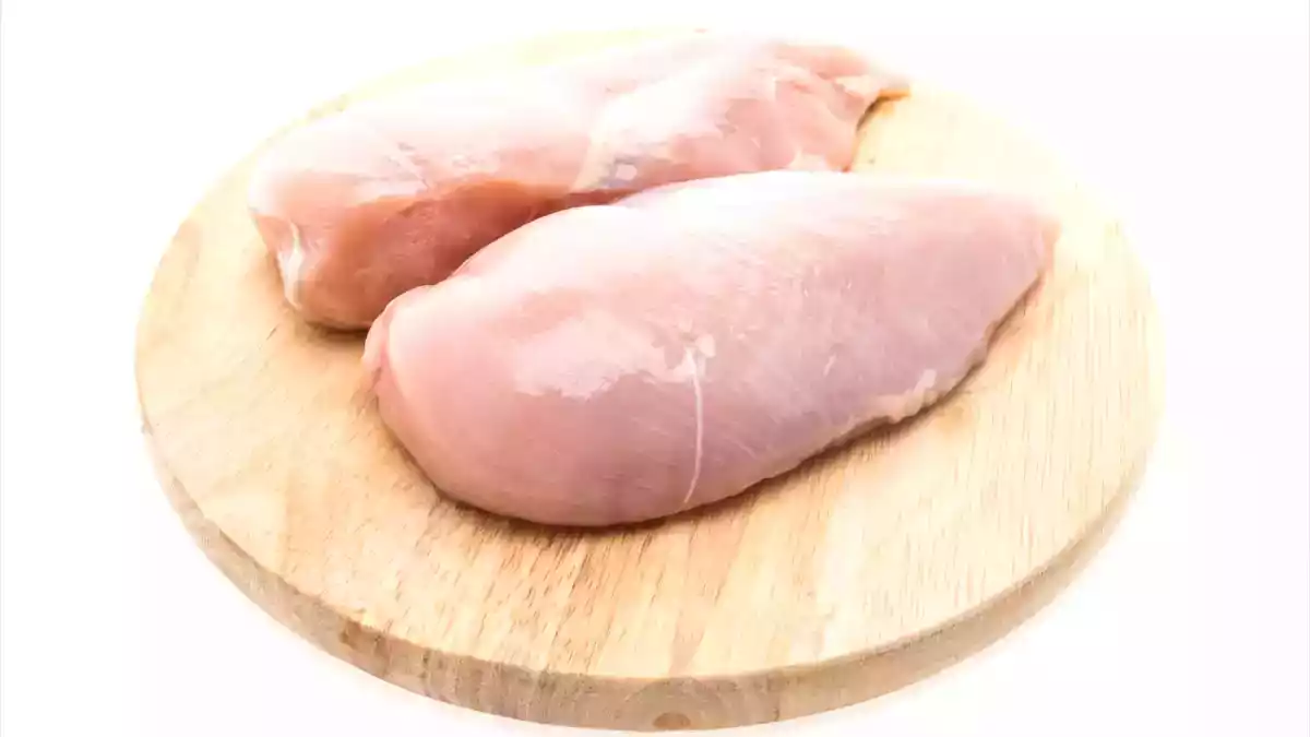 Estrias brancas no peito de frango: o que são e por que são preocupantes?