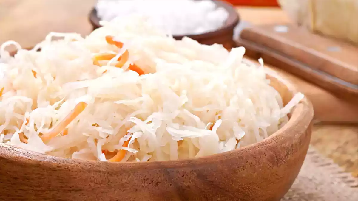 Este alimento fermentado faz bem para o intestino e quase ninguém aproveita!