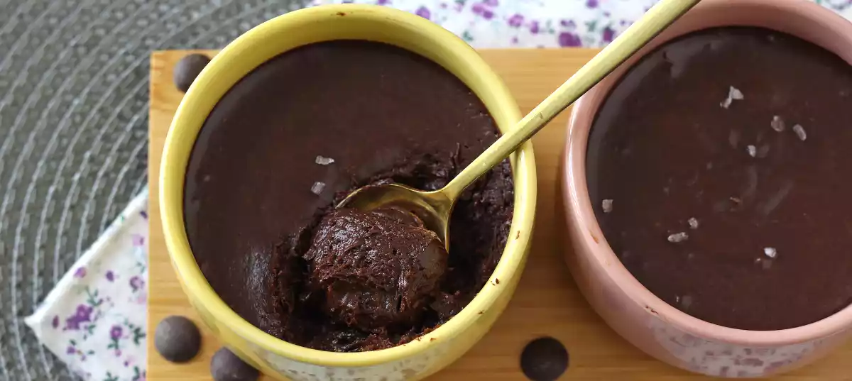 A mousse de chocolate perfeita existe (e tem um toque de sal!)