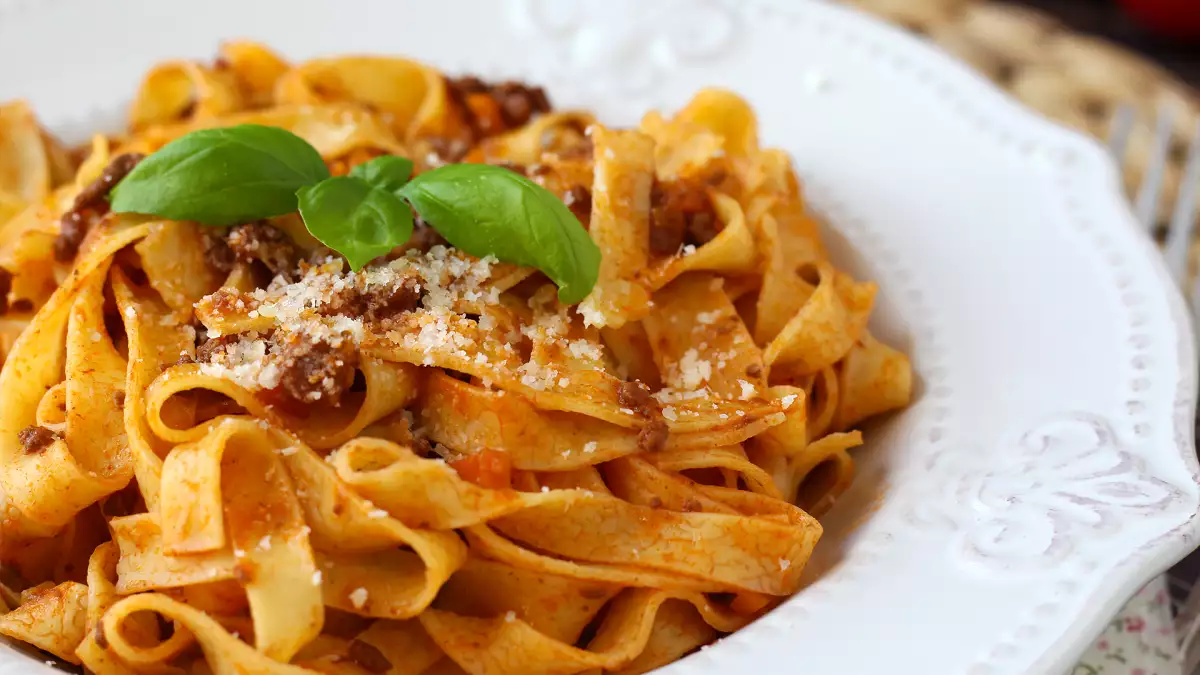 As 7 receitas de macarrão mais icônicas da culinária Italiana que você precisa provar pelo menos uma vez na vida