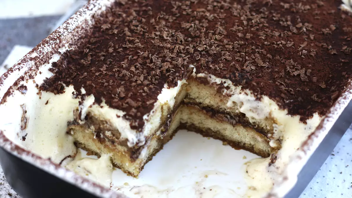 A Itália está procurando 100 juízes voluntários para a Copa do Mundo de Tiramisu.