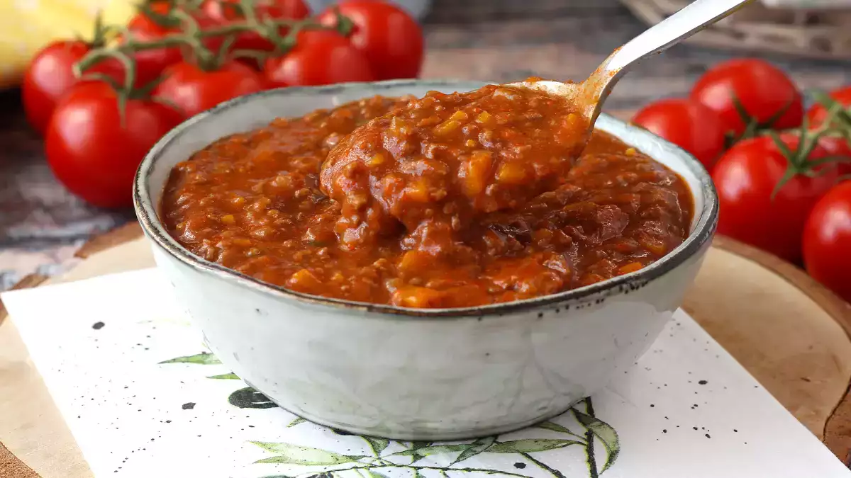 8 receitas com carne moída que fazem sua cozinha virar uma viagem pelo mundo