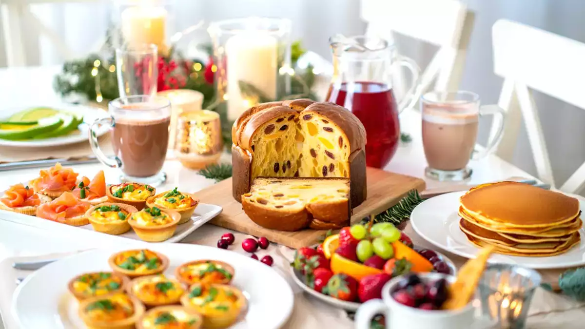 Como organizar um brunch de Natal com 27 ideias de doces e salgados e bebidas baratas e cênicas