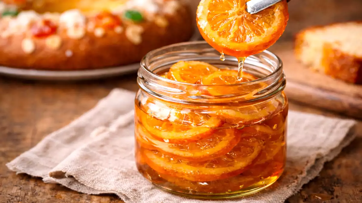 Laranja cristalizada: o toque vintage que voltou com força nas receitas mais desejadas de janeiro