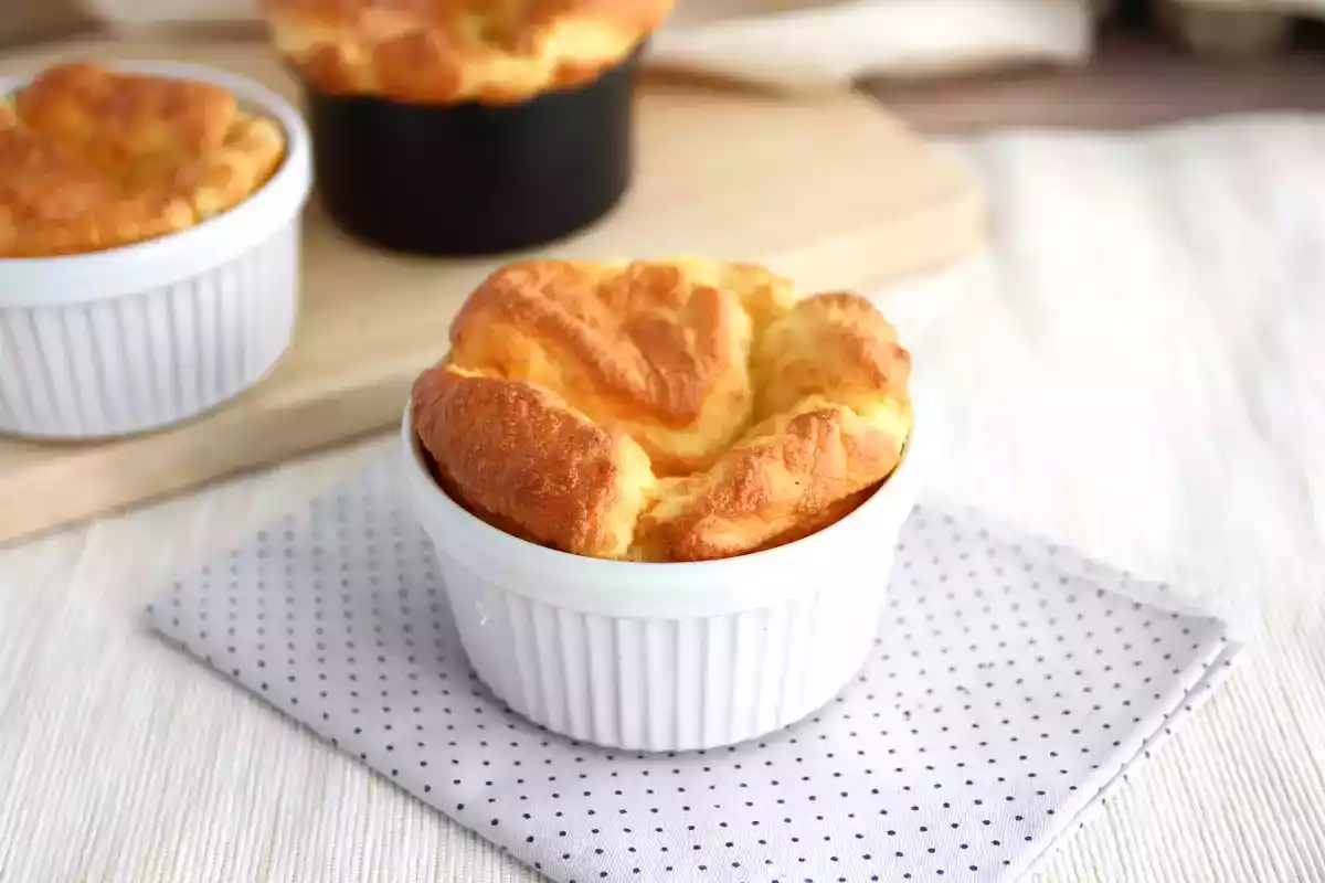 Conheça essas 12 variações de suflés salgados e doces