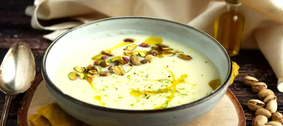 Essas 7 receitas vão provar que a couve-flor é tudo, menos sem graça e que ela merece brilhar no seu cardápio