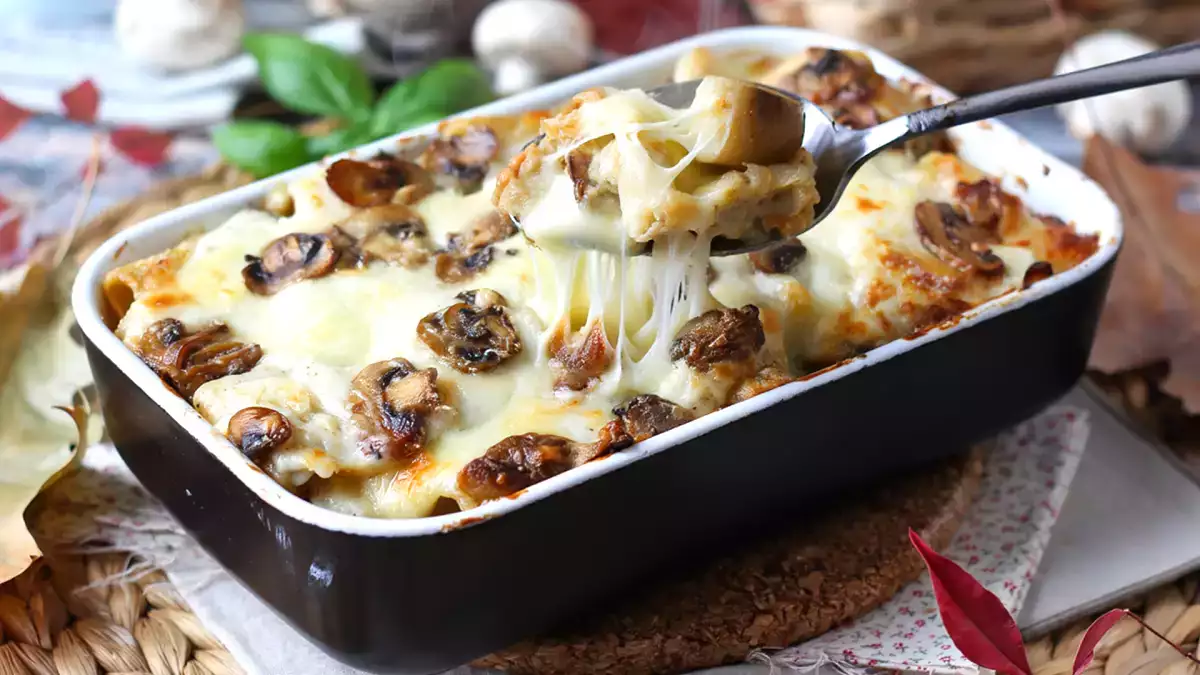Macarrão gratinado do jeito certo: 5 receitas que transformam uma refeição comum em puro prazer