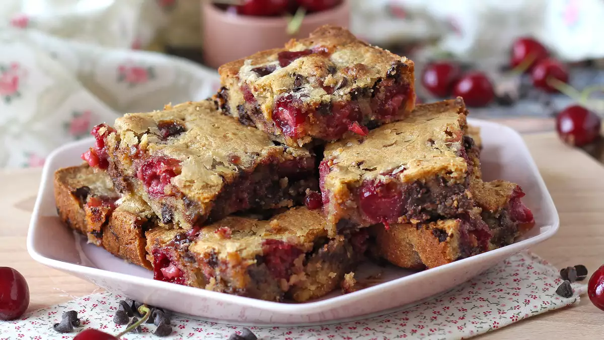 10 bolos perfeitos para a primavera que deixam qualquer tarde mais doce