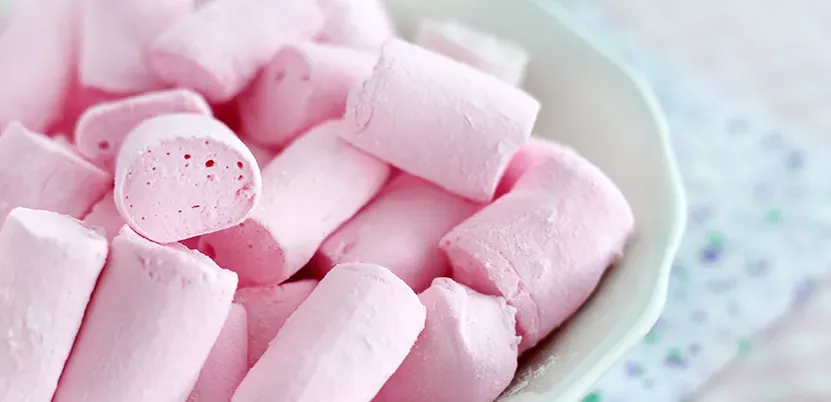 Como são feitos os marshmallows?