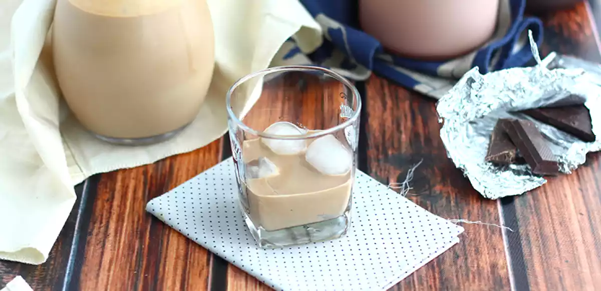 Como fazer o licor BAILEYS em casa?