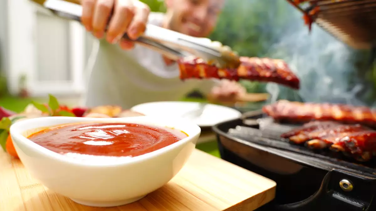 Molho barbecue (churrasco): faça em casa e transforme qualquer carne