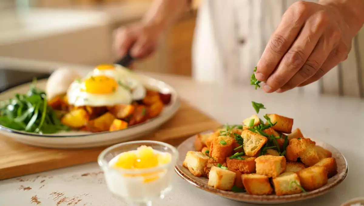 Menu do dia, 8 de Junho: croutons crocantes, ovos rotos e limonada suíça