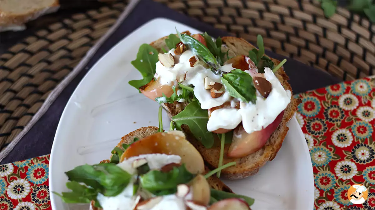 Estas 8 combinações de burrata e frutas estão em alta e conquistando quem busca pratos cheios de sabor