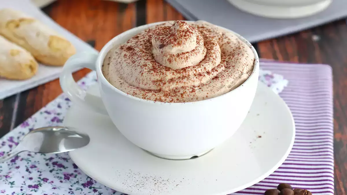 Estas 4 bebidas geladas com café estão conquistando o verão e uma delas pode mudar sua forma de tomar expresso